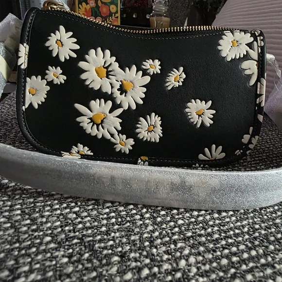 Coach Bundle Black Mini Bag with White Floral DesignAnd ID Wallet - Picture 2 of 4